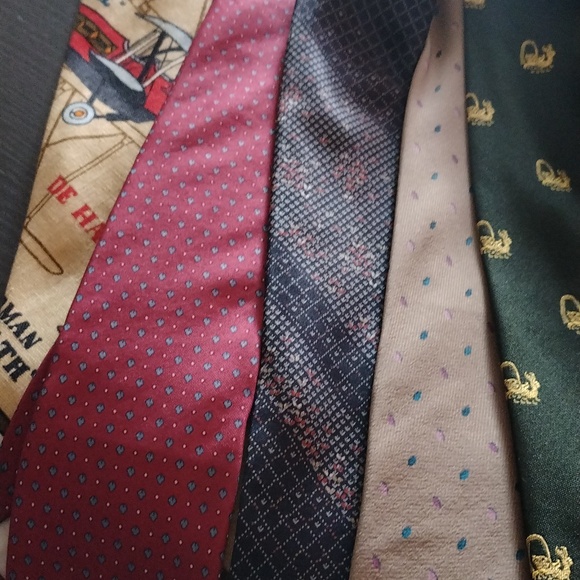 Christian Dior/YSL/ Givenchy Tie bundle - Picture 2 of 11
